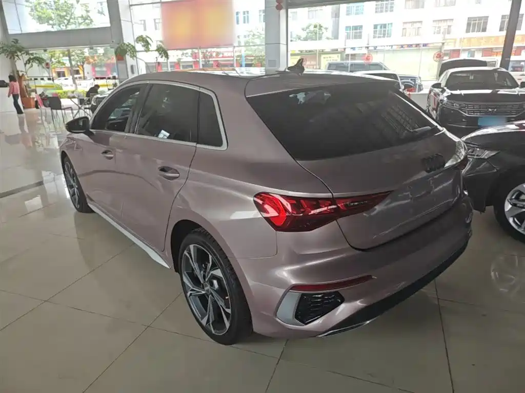 AUDI A3