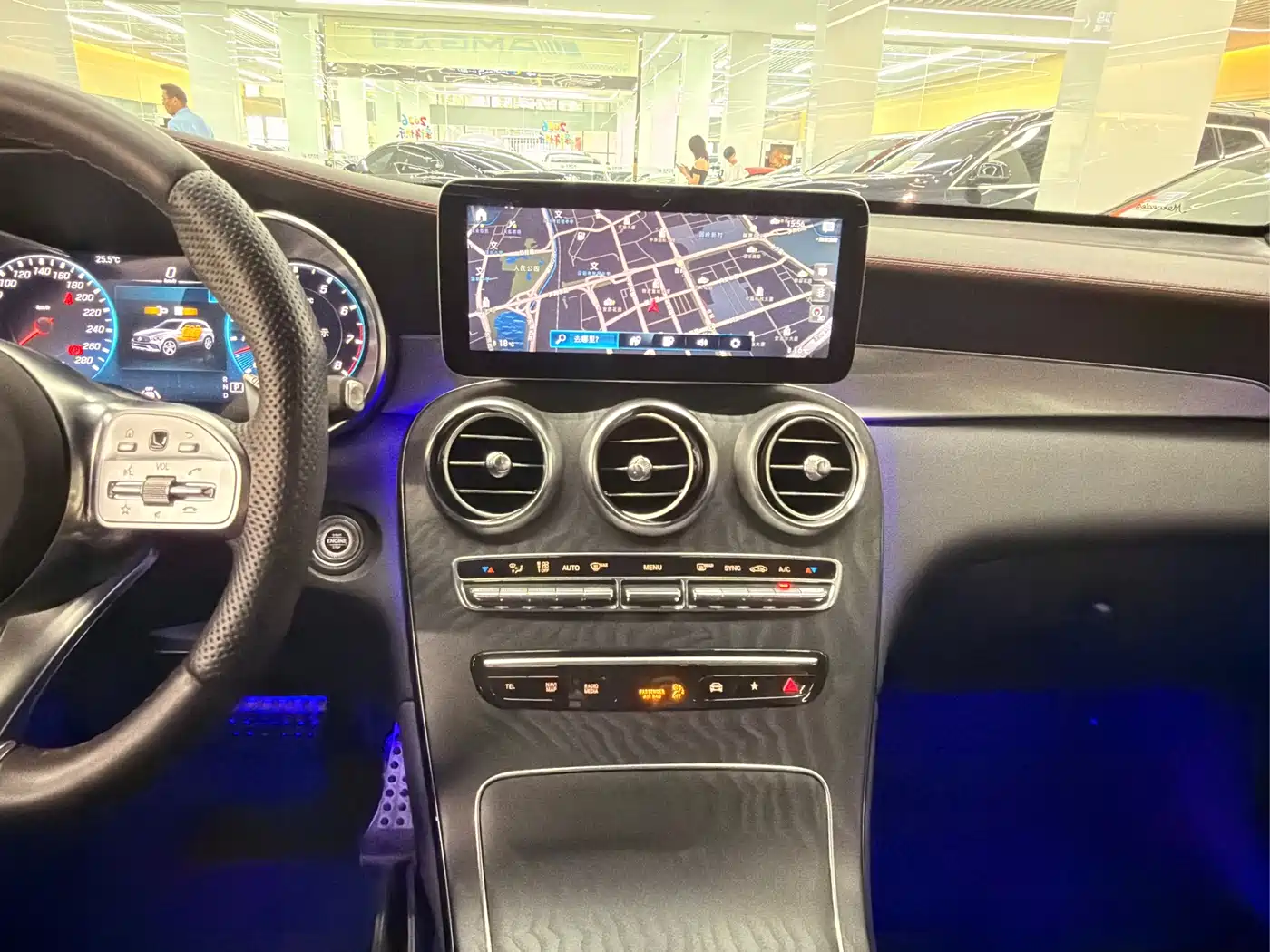 MERCEDES-BENZ GLC AMG