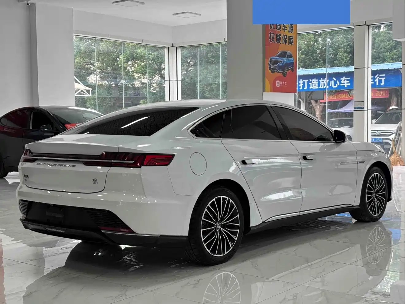 BYD Han 2020 EV Extended Range Luxury фото 10