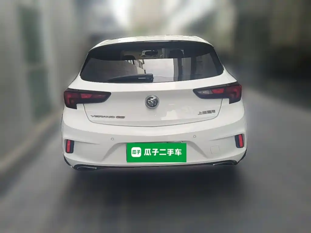 Фото 8 - Buick Verano