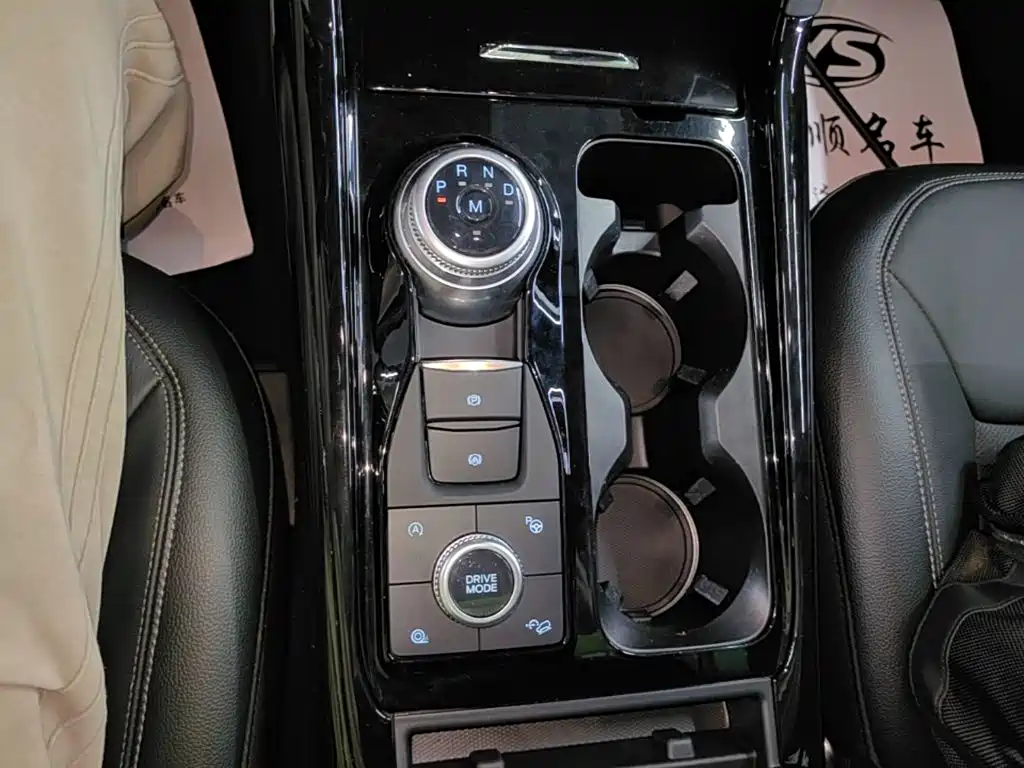 Ford Explorer 2020 2020 EcoBoost 285 AWD Titanium Edition 6-Seater