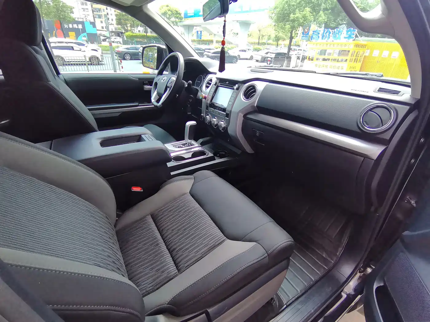 Toyota Tundra 2015 2014 5.7L 1794 Edition