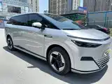 Фото 3 - XPeng X9