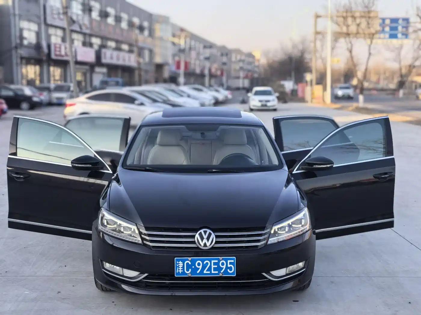 Volkswagen Passat 2013 1.8TSI DSG Zunrong фото 4