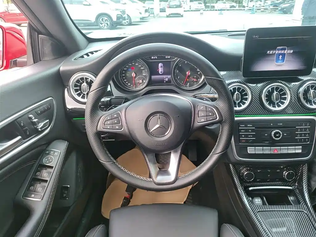 Mercedes-Benz CLA (Import) 2017 Facelift CLA 200 Style фото 11