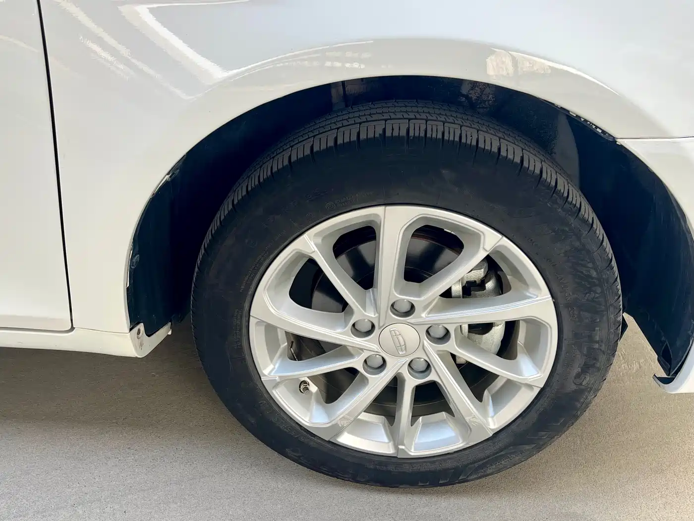 GEELY AUTOMOBILE EMGRAND