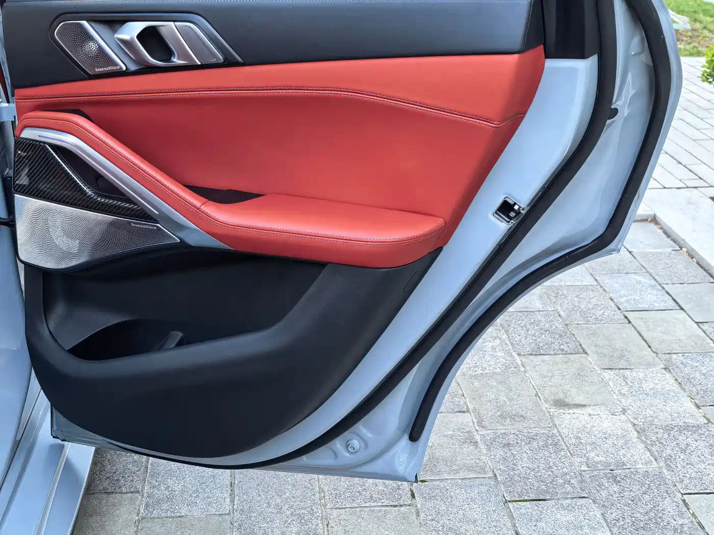 BMW X6 M 2023 Model X6 M Thunder Edition фото 16