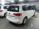 Фото 7 - Volkswagen Touran