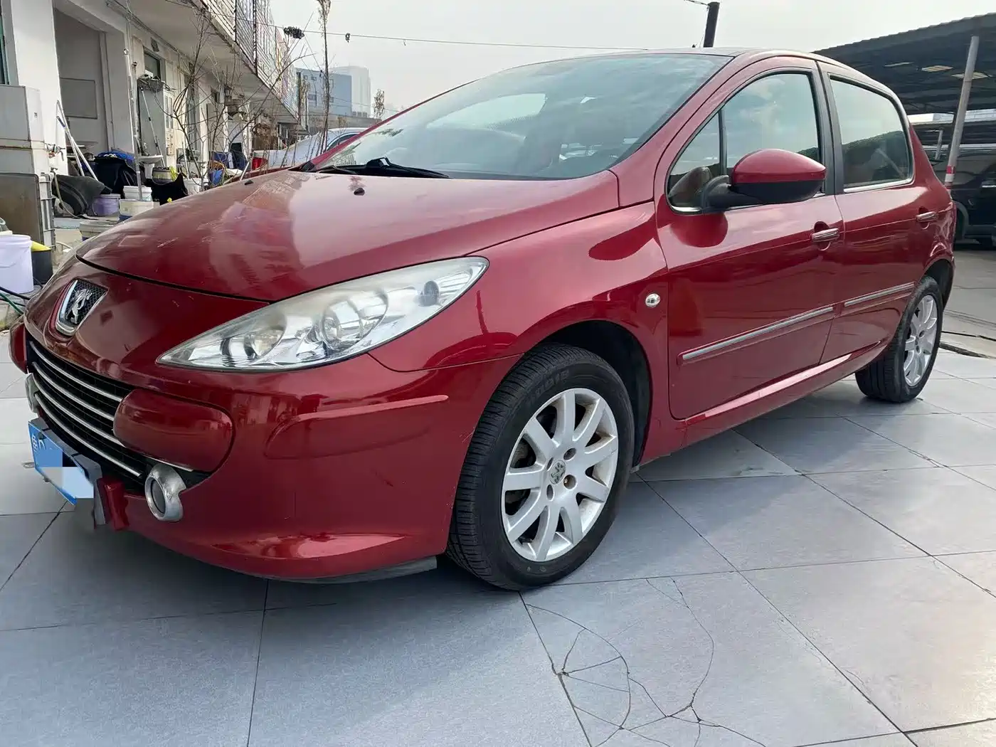 Peugeot 307 2013 Hatchback 1.6L Automatic Comfort фото 2