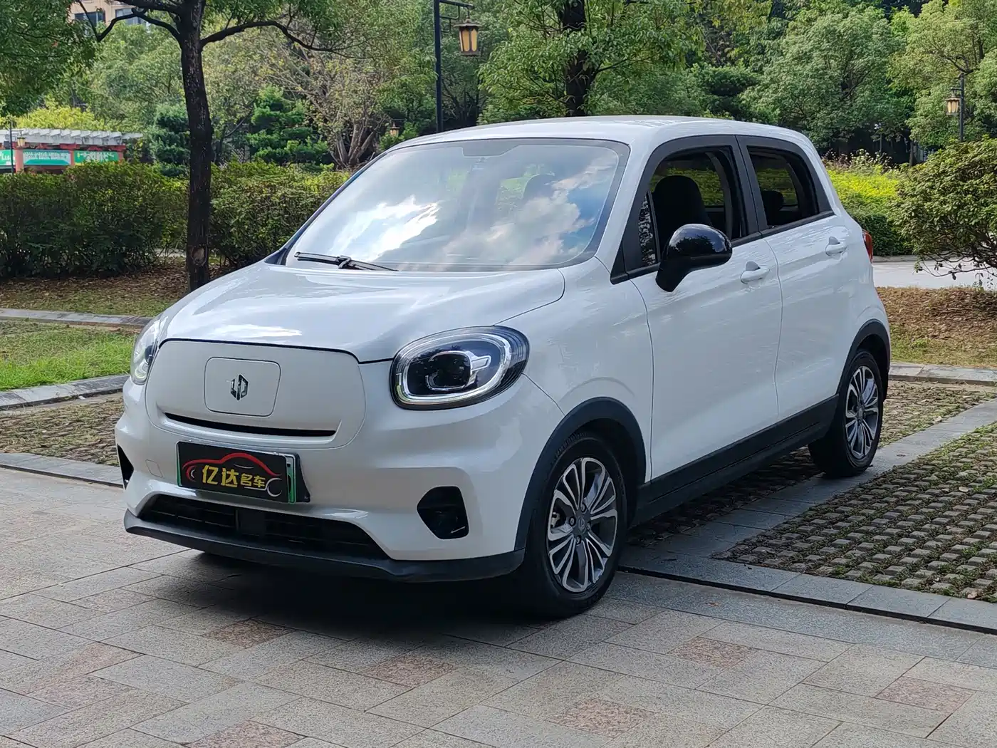 Leapmotor T03 2021 2021 400 Luxury Edition