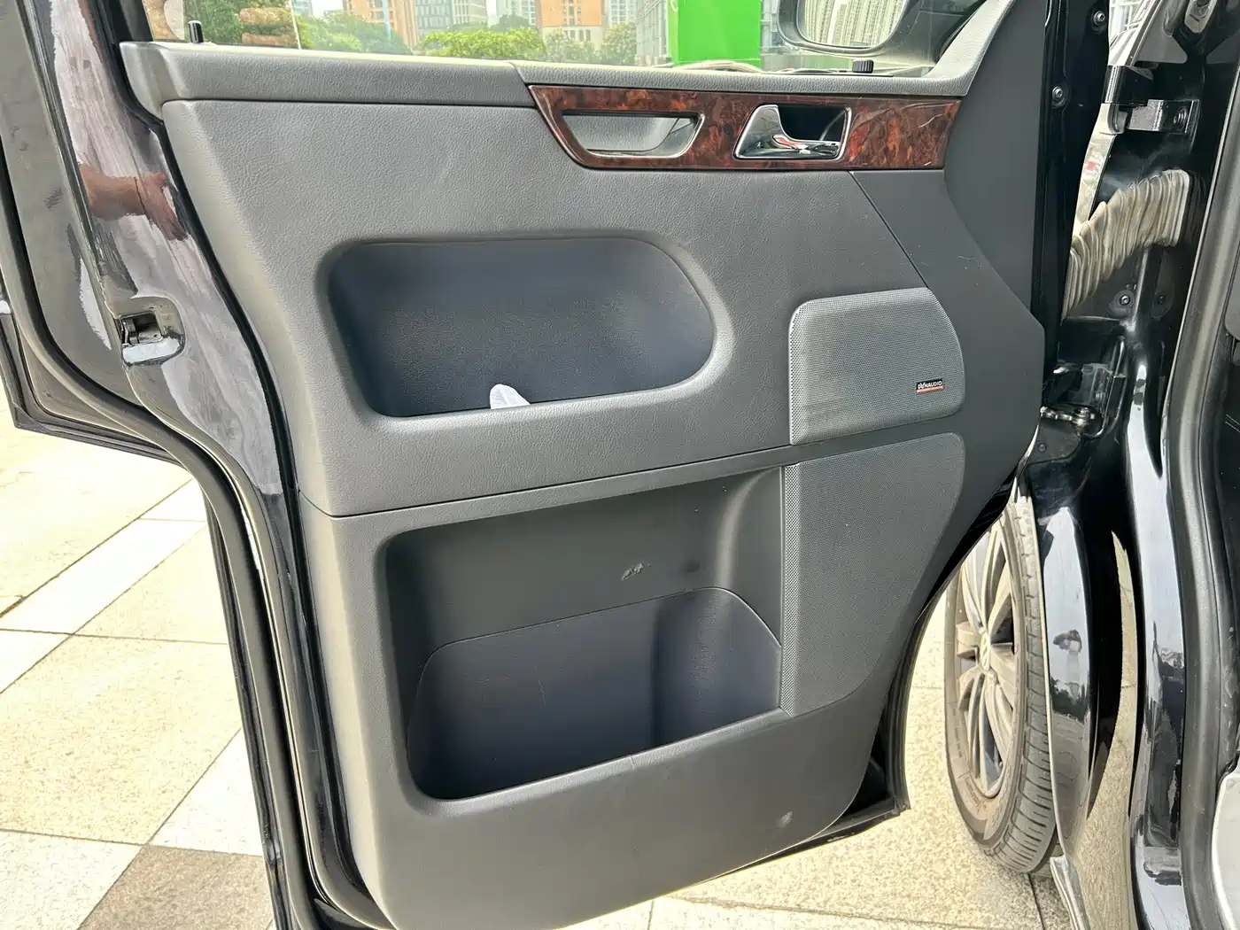 Volkswagen Multivan 2015 2012 2.0TSI 2WD Business Edition