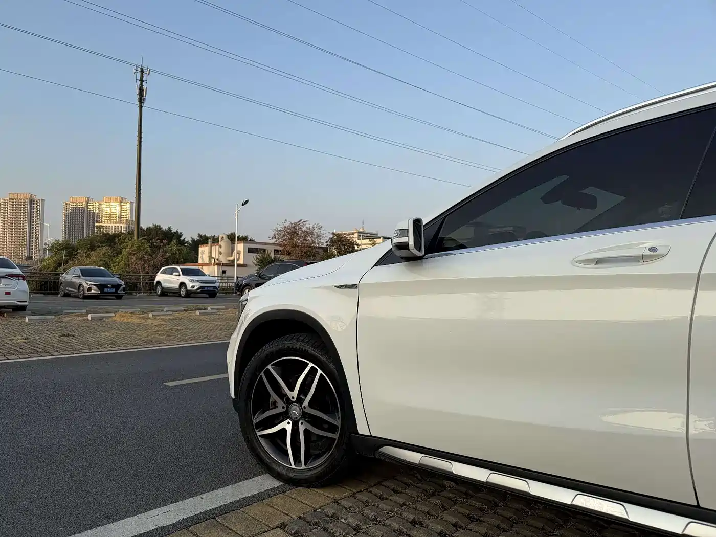 Mercedes-Benz GLA 2017 GLA 220 4MATIC Fashion фото 5