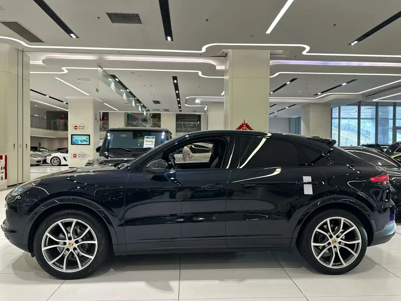 Porsche Cayenne 2019 Cayenne Coupé 3.0T фото 16