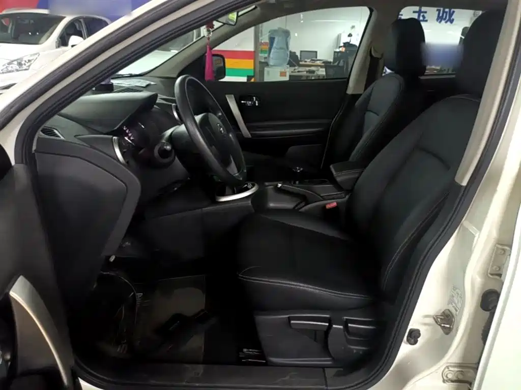 صورة 15 - Nissan Qashqai