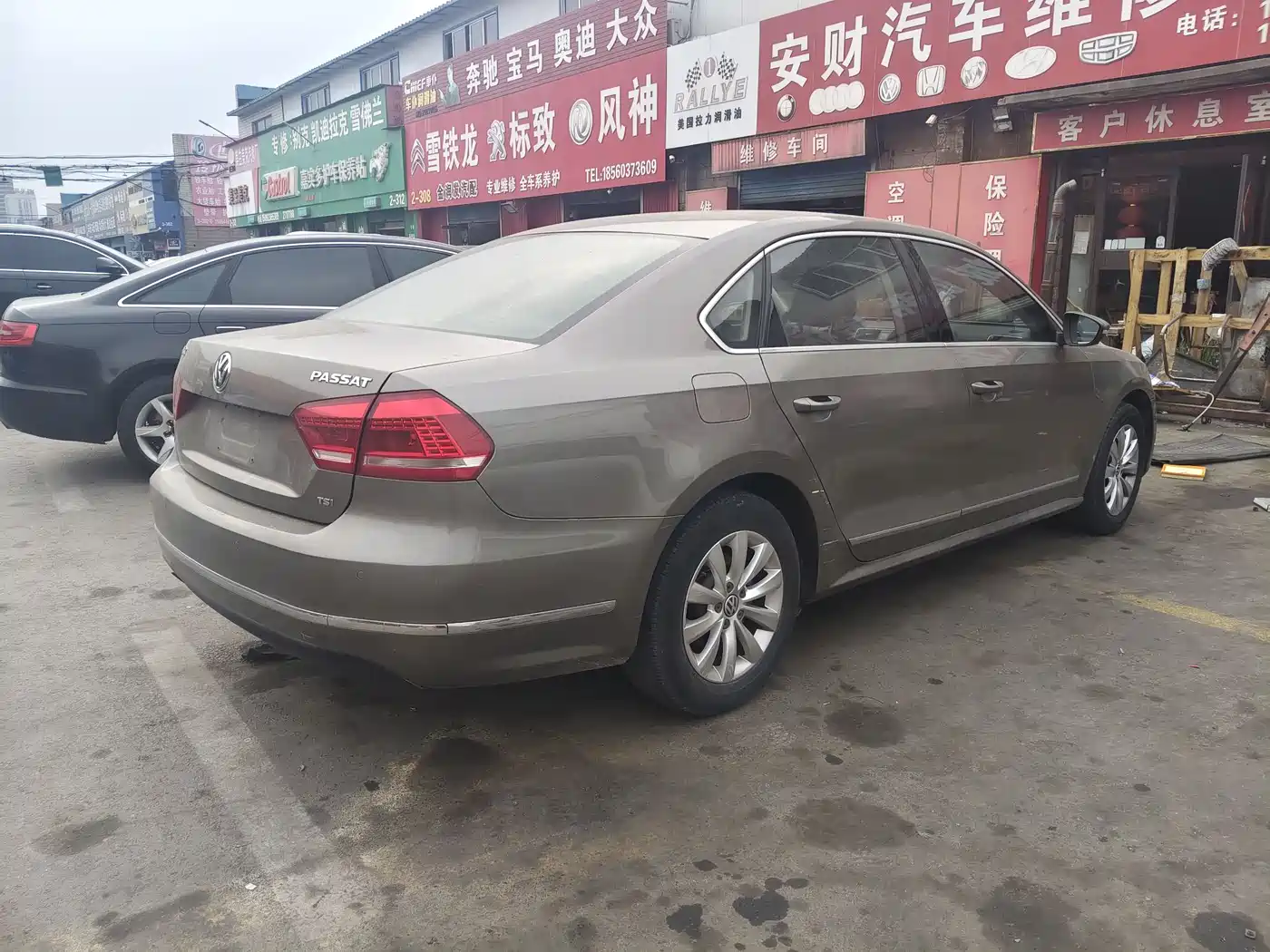 Volkswagen Passat 2014 1.4TSI DSG Luxury Edition фото 4