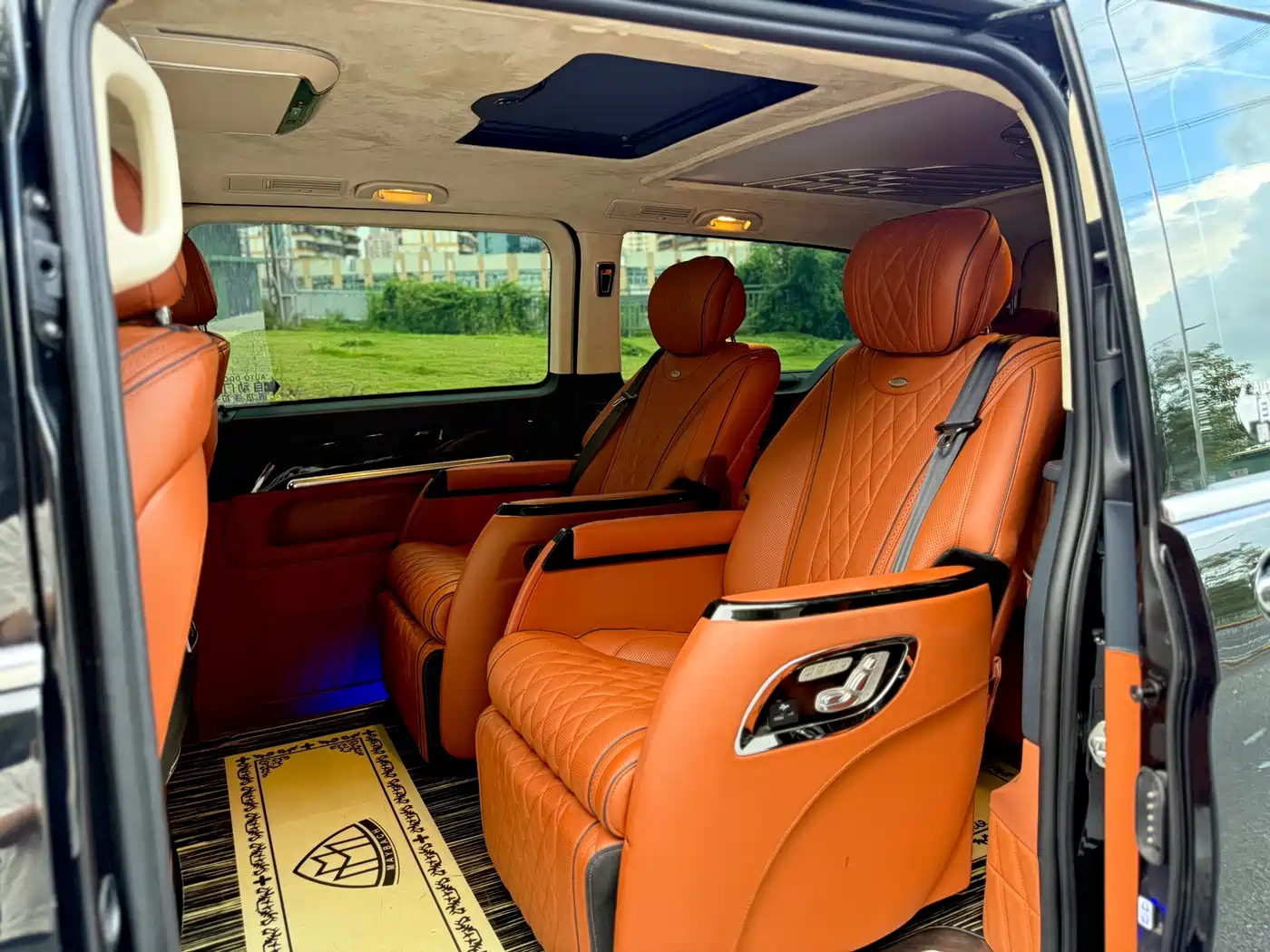 Mercedes-Benz Vito 2020 2.0T Business Edition (7-seater) фото 15