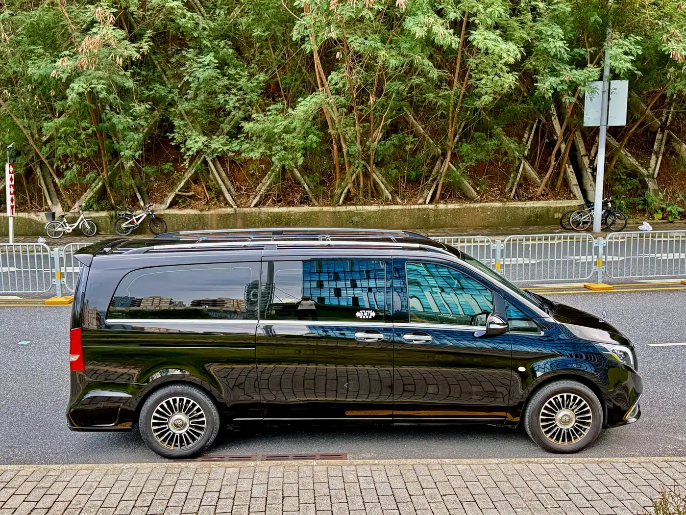 Mercedes-Benz Vito 2020 2.0T Business Edition (7-seater) фото 21