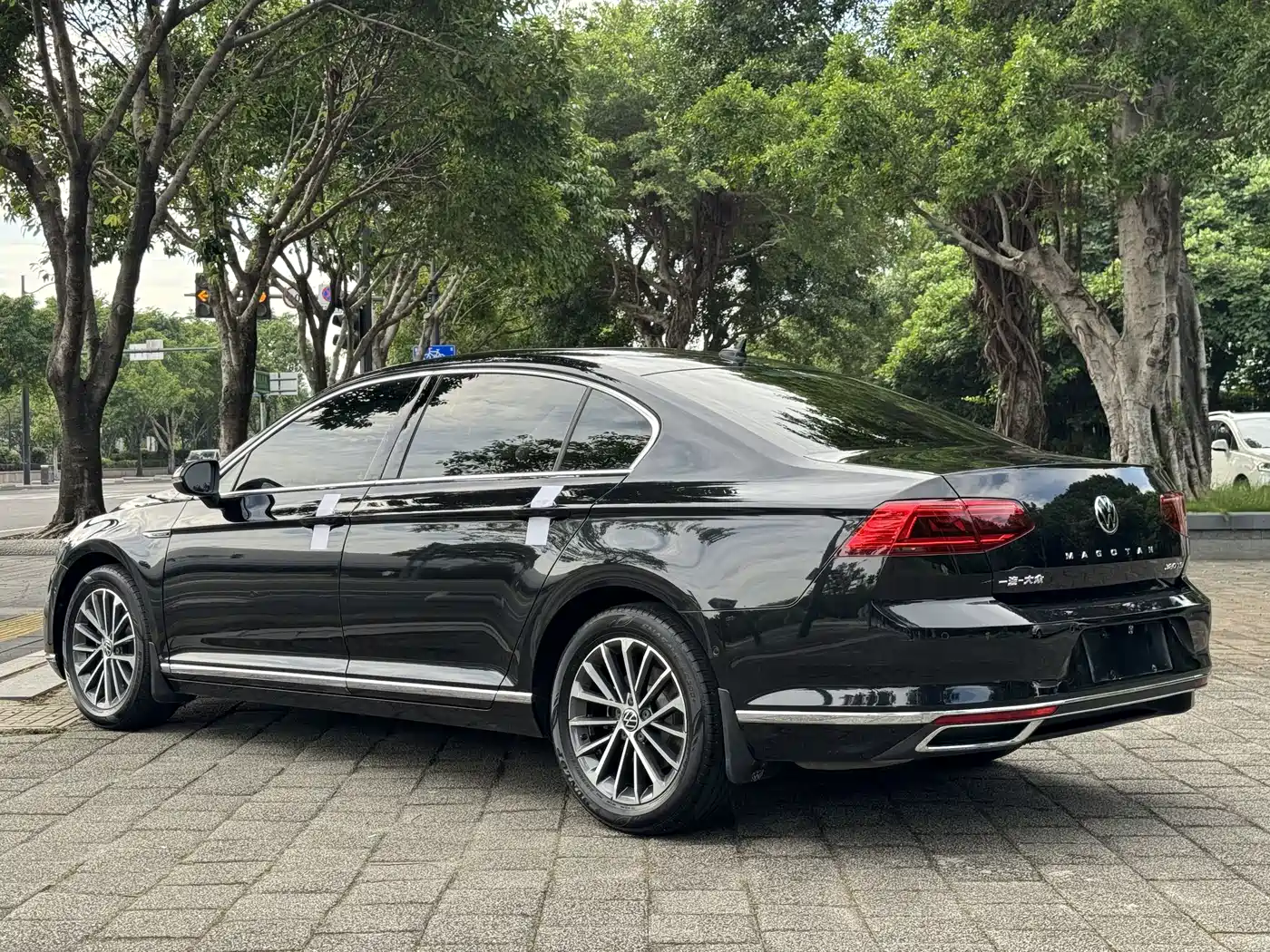 Volkswagen Magotan 2020 380TSI DSG Luxury фото 7