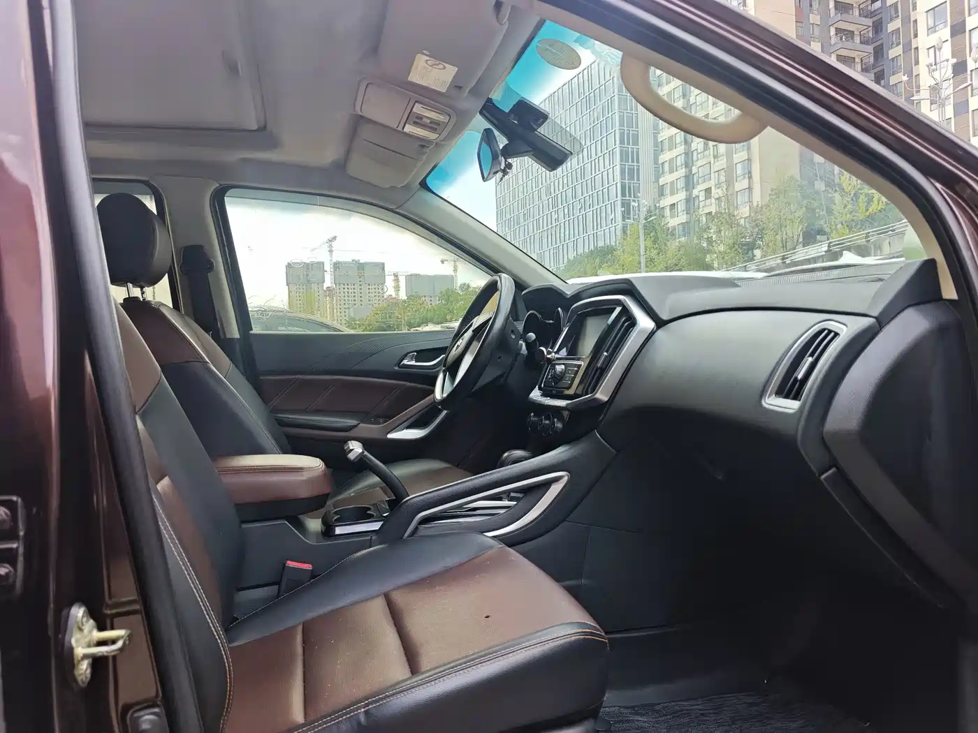 Jiangling Yusheng S350 2016 2016 2.0T Manual 2WD Gasoline Luxury 5-seater