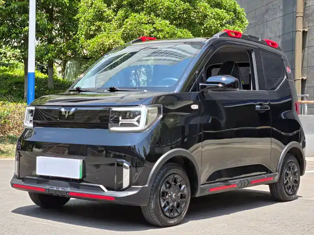 WULING AUTOMOBILE HONGGUANG MINIEV 2023
