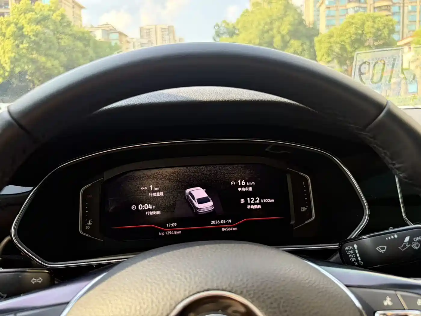 Volkswagen Passat 2019 330TSI Premium Edition China V фото 12
