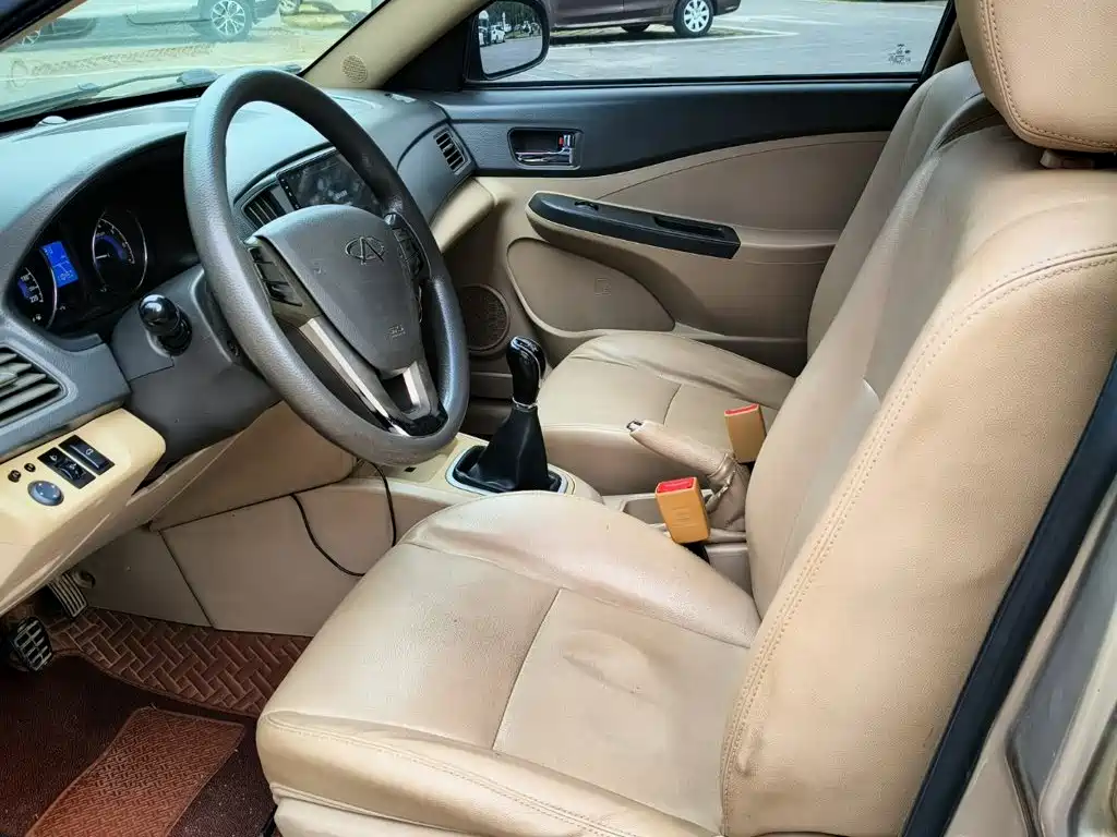 Chery E5 2014 2014 1.5L Manual Youyue Edition