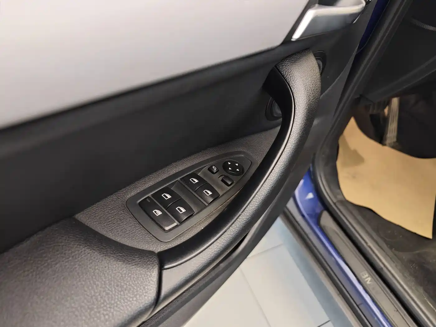 BMW X1 2019 sDrive20Li Leading Model фото 9