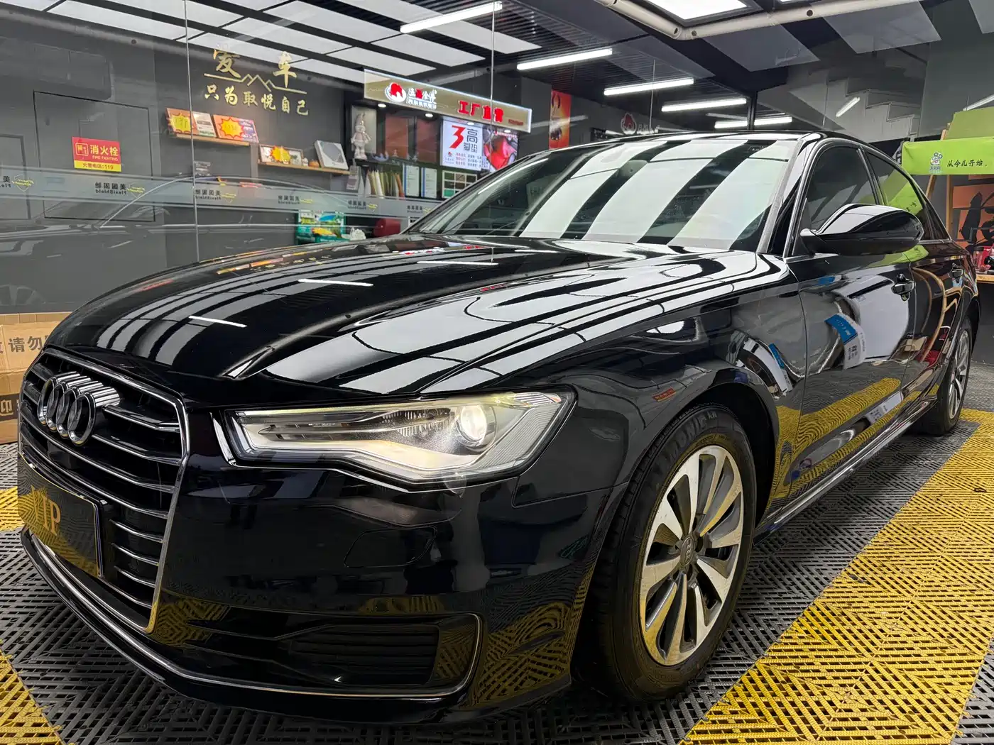 Audi A6L 2016 30 FSI Technology