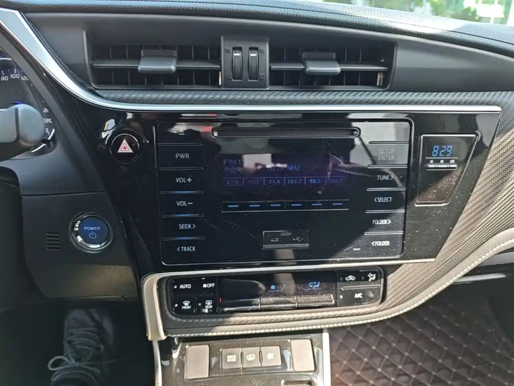 Toyota Levin Twin Engine E+ 2019 1.8PH GS E-CVT Elite Edition фото 9
