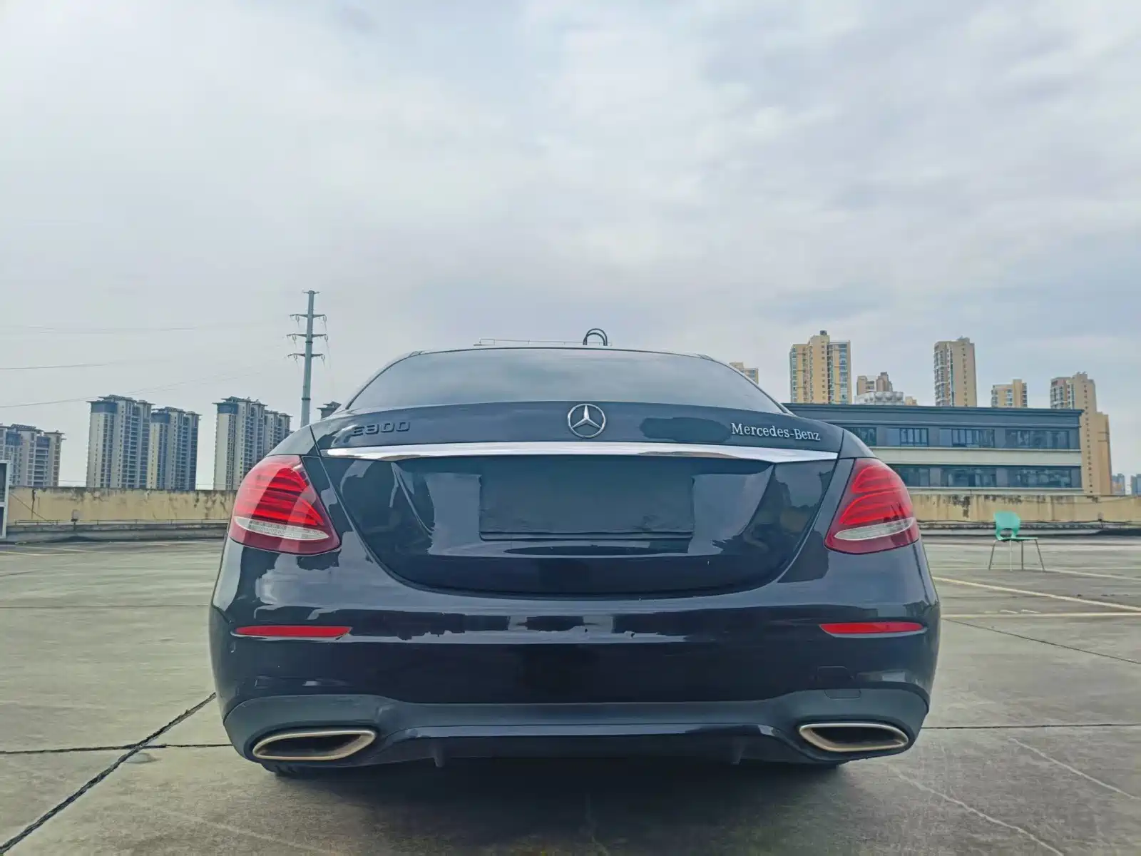 Photo 8 - Mercedes-Benz E-Class