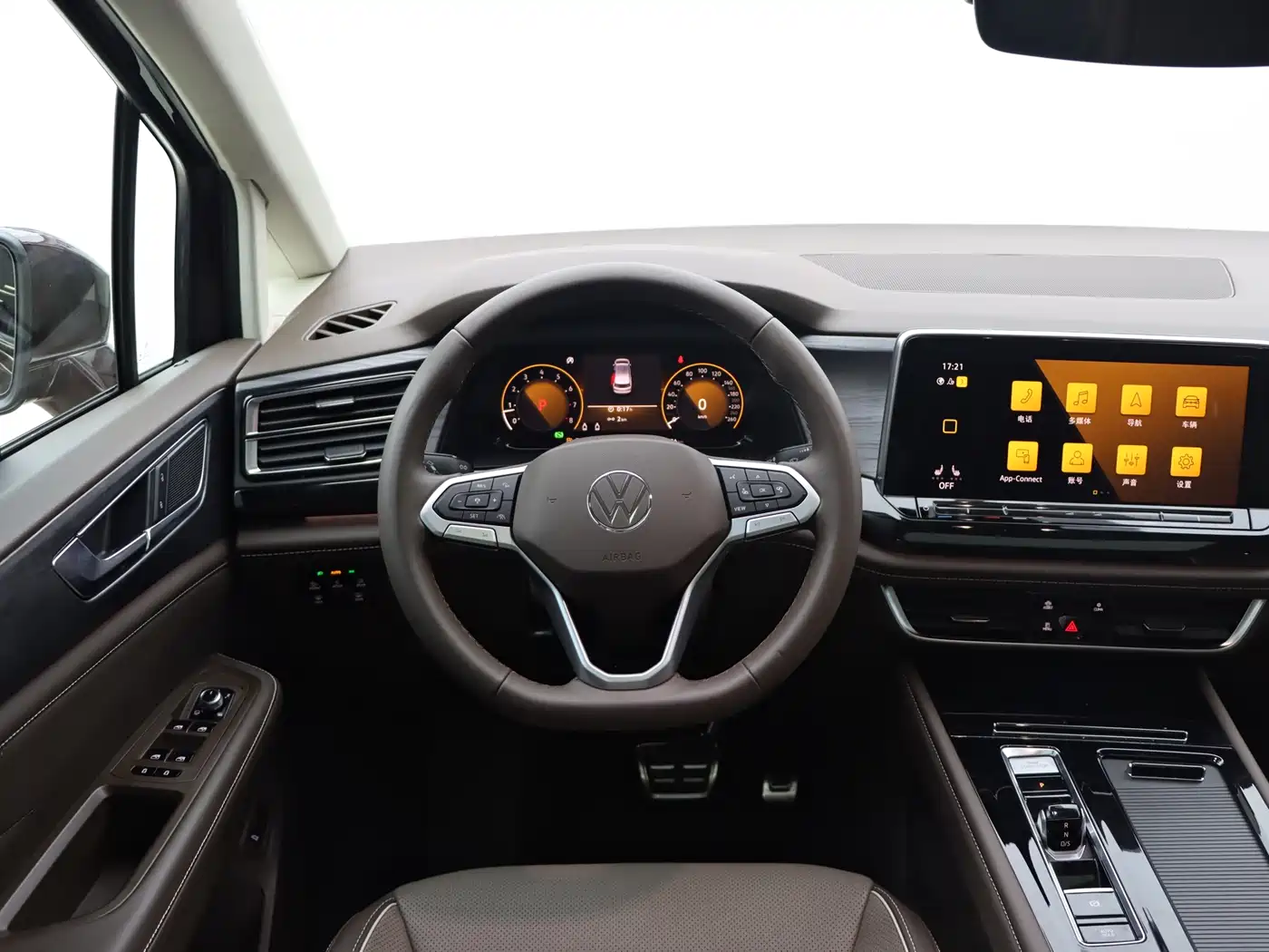 Volkswagen Viloran 2023 Facelift 380TSI Premium Edition фото 16