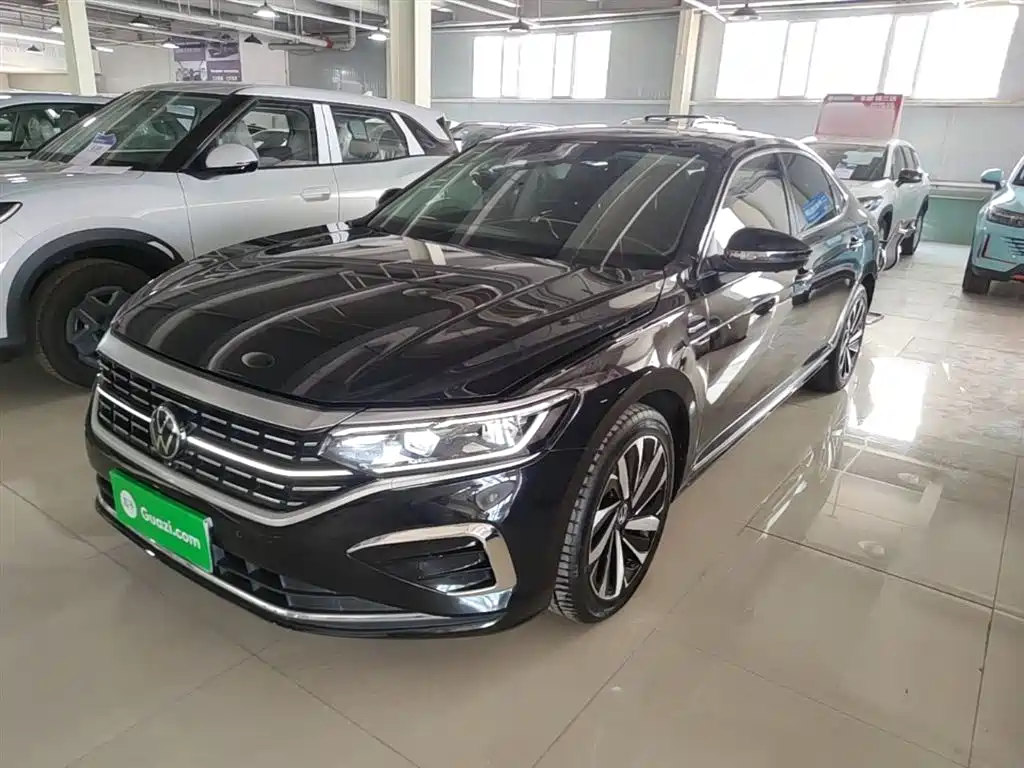 Volkswagen Passat 2023 330TSI Luxury Edition