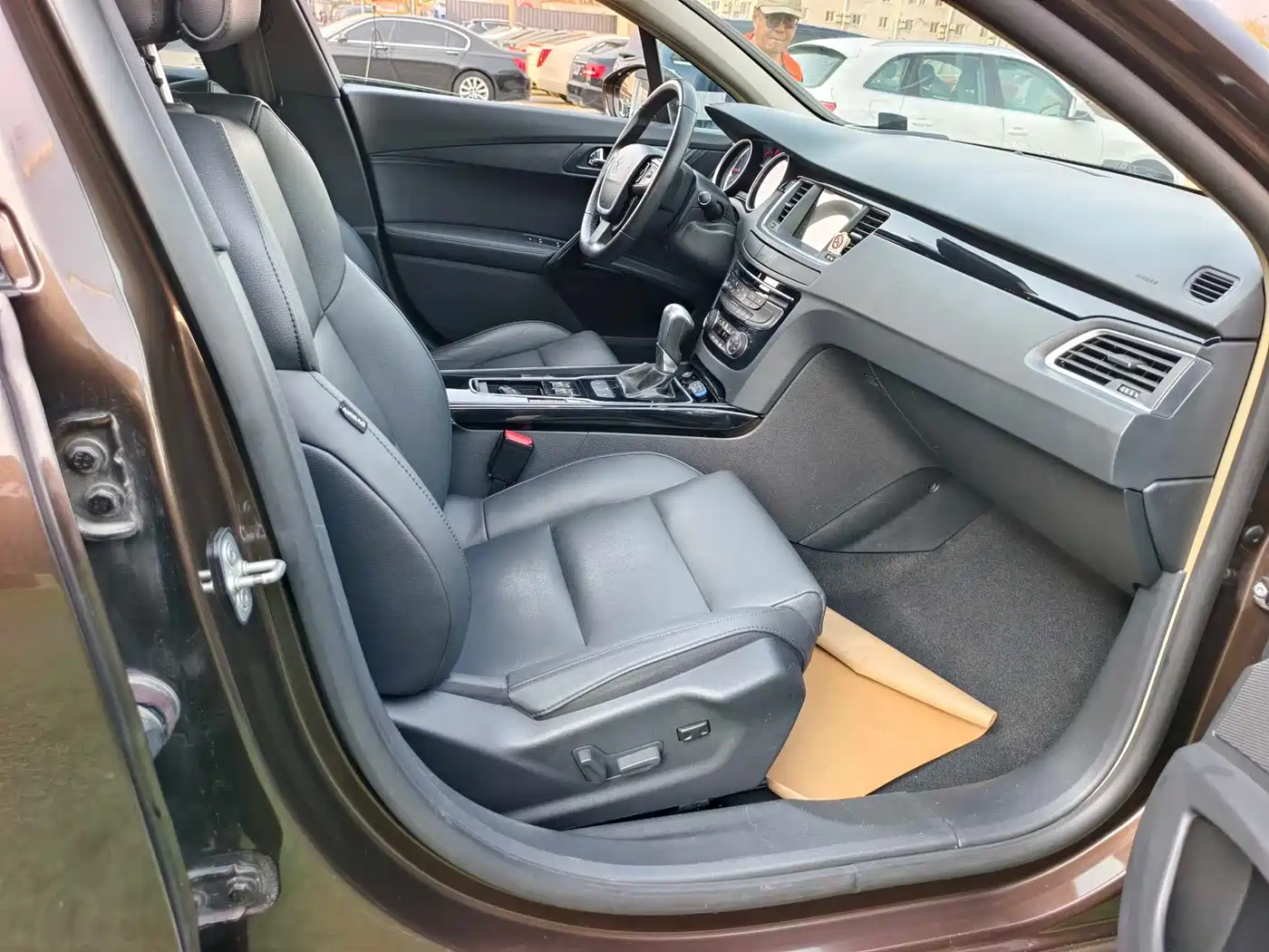 Peugeot 508 2015 1.8THP Auto Flagship Edition фото 18