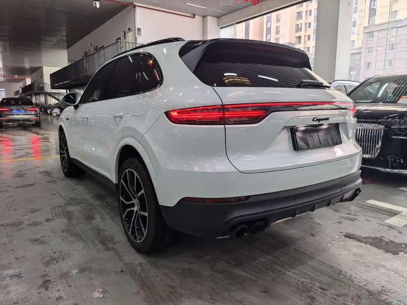 Porsche Cayenne New Energy 2023 2023 Cayenne E-Hybrid 2.0T Platinum Edition