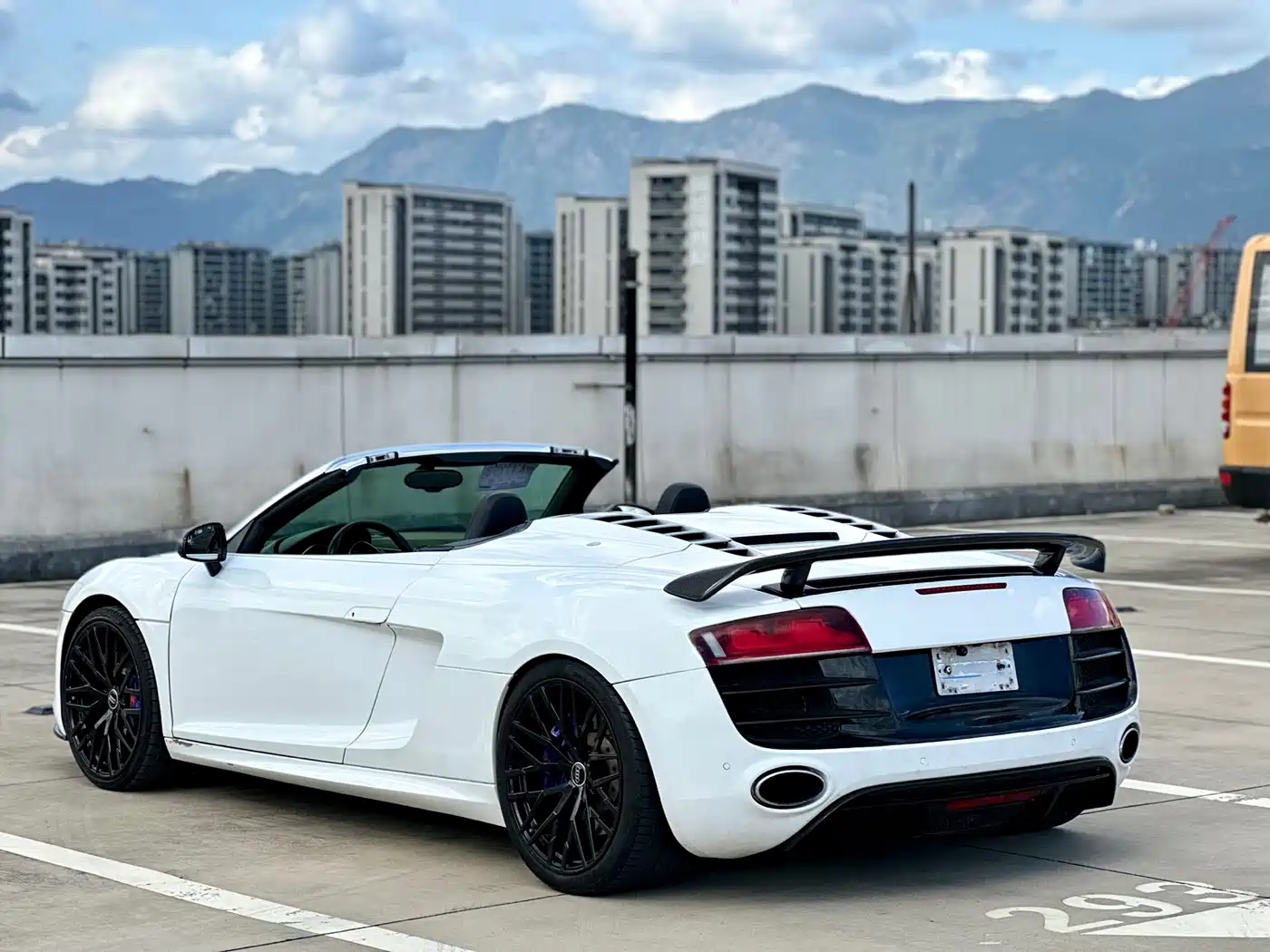 Audi R8 2013 2011 Spyder 5.2 FSI quattro