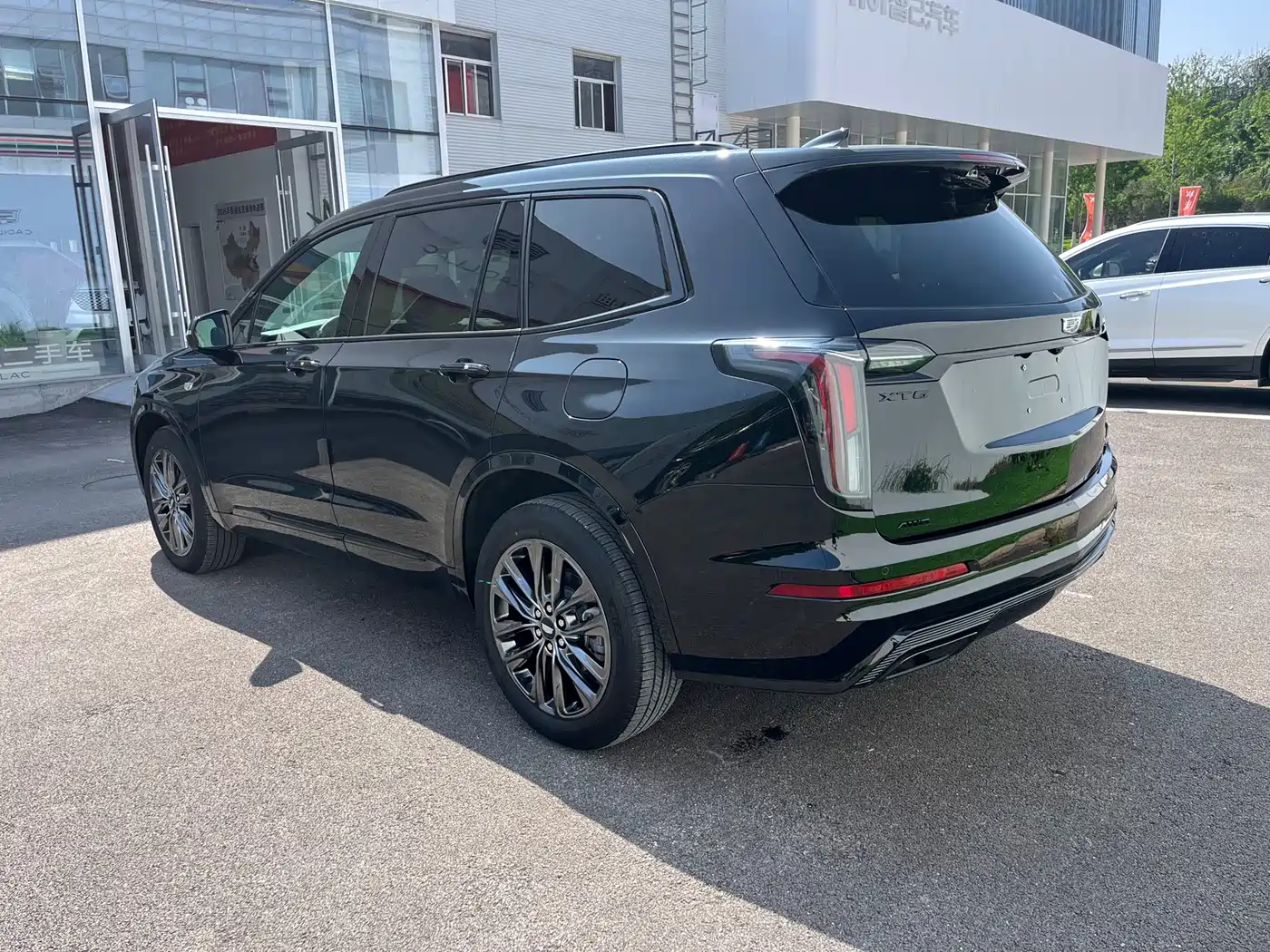 Cadillac XT6 2025 2.0T 6-Seater AWD Executive Black Label Edition фото 15