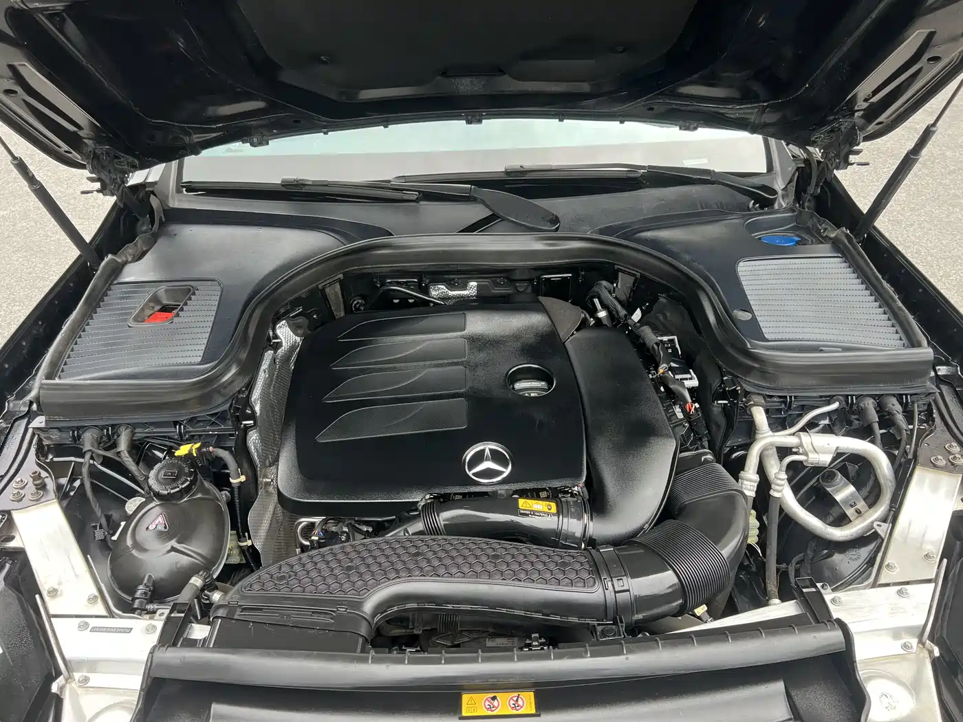 Mercedes-Benz GLC 2020 Facelift GLC 300 L 4MATIC Dynamic фото 12