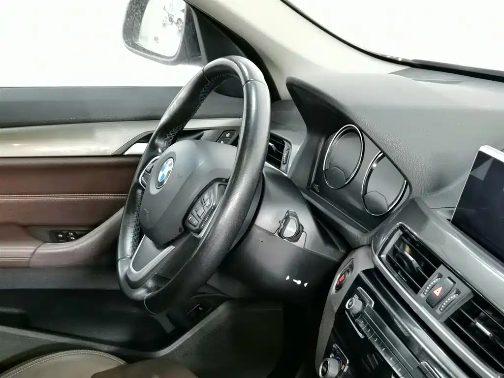 BMW X1 2019 xDrive20Li Premium Model фото 22