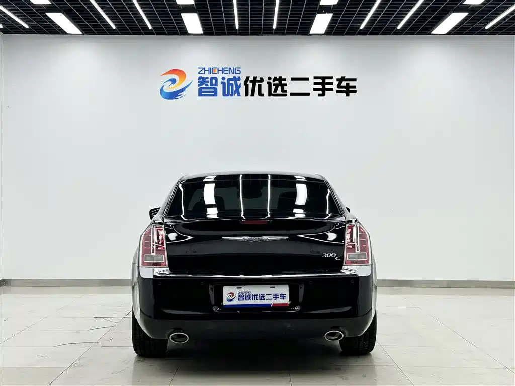 Chrysler 300C (Import) 2015 2013 Model 3.6L Premium Comfort Edition