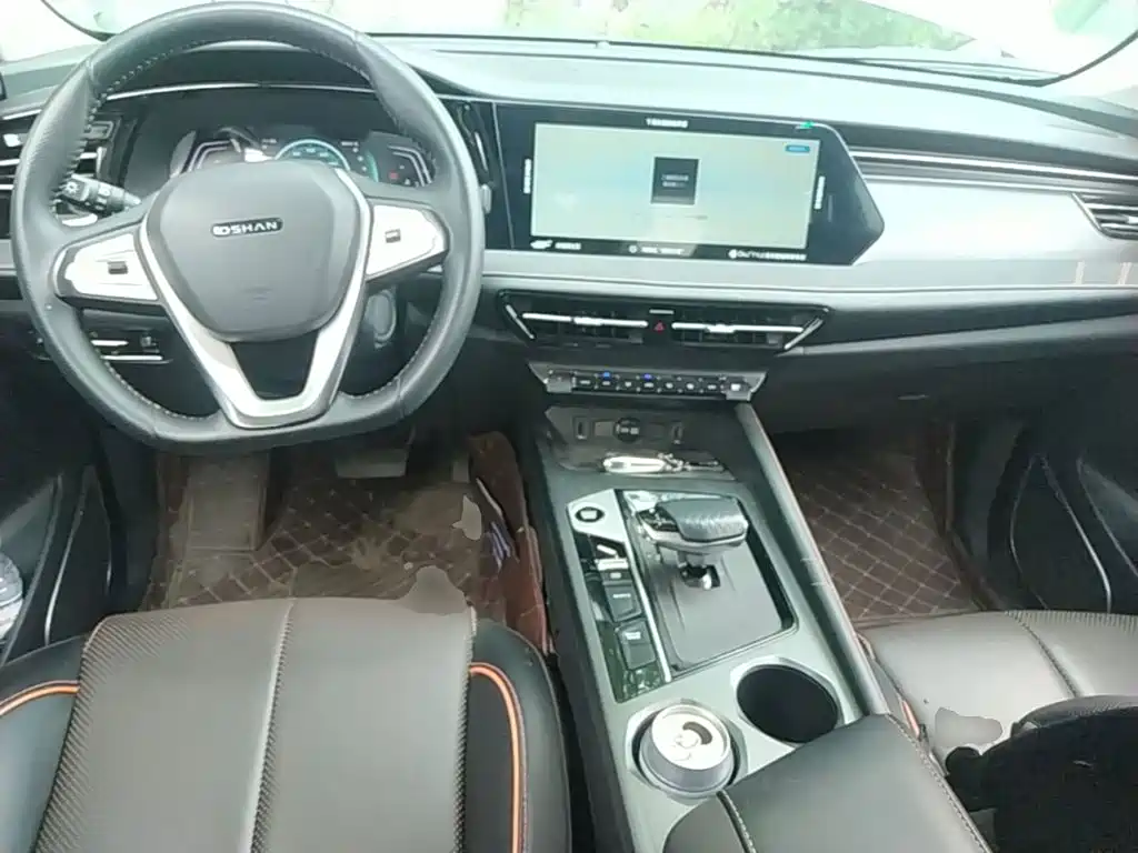 Changan Oshan X7 PLUS 2022 2022 1.5T Blue Whale Edition Auto Intelligent Premium