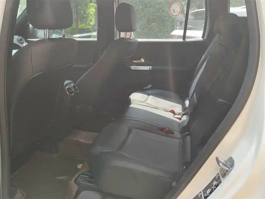 Mercedes-Benz GLB 2024 Facelift GLB 220 Style фото 11