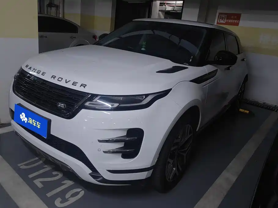 Land Rover Range Rover Evoque 2025 2024 Range Rover Evoque L 249PS Light Master Edition