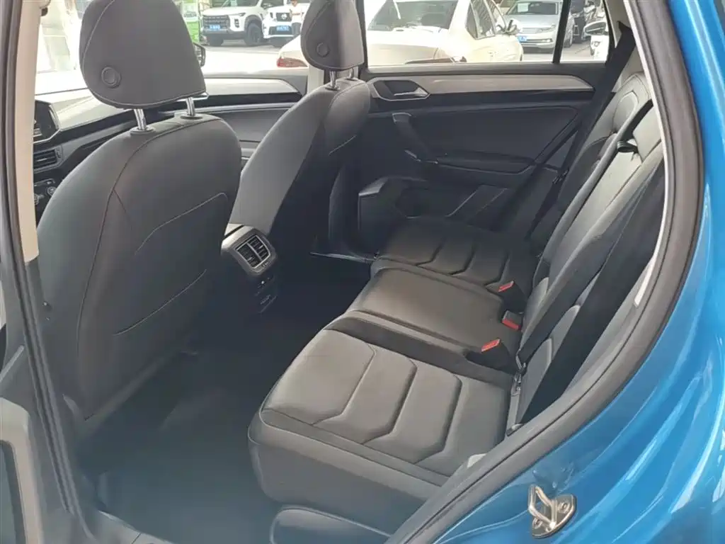 Volkswagen Tayron 2019 Expedition 280TSI 2WD Luxury (China VI) фото 17