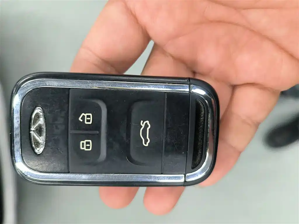 Фото 9 - Chery Tiggo 8