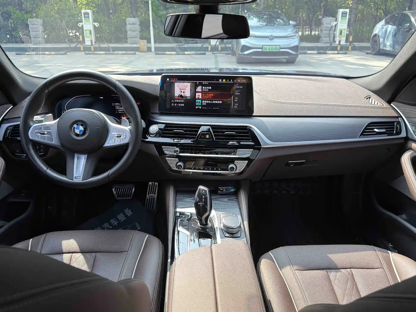 BMW 5 Series 2023 Facelift 530Li Leading M Sport Package фото 10