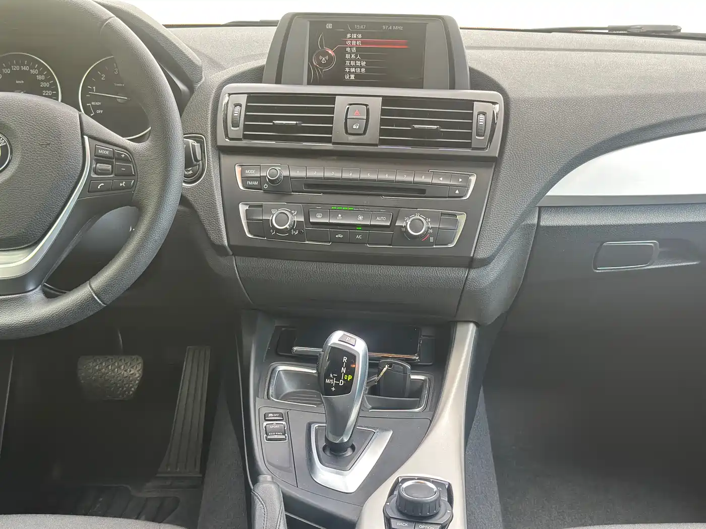 BMW 2 Series (Import) 2015 2014 220i Leading