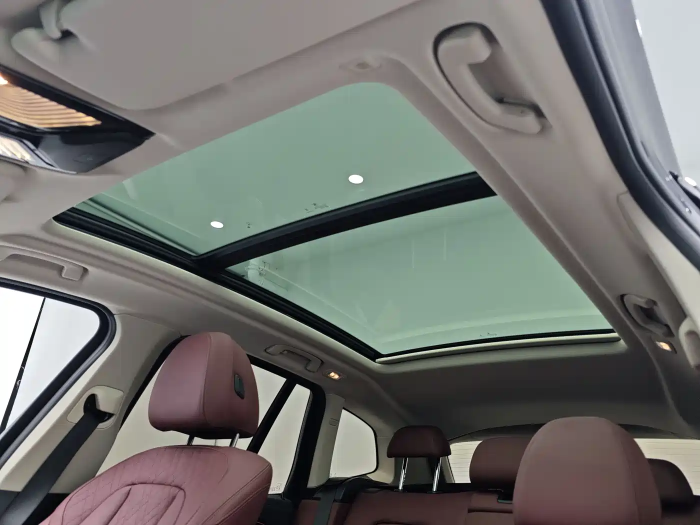 BMW iX3 2023 Leading Type фото 12