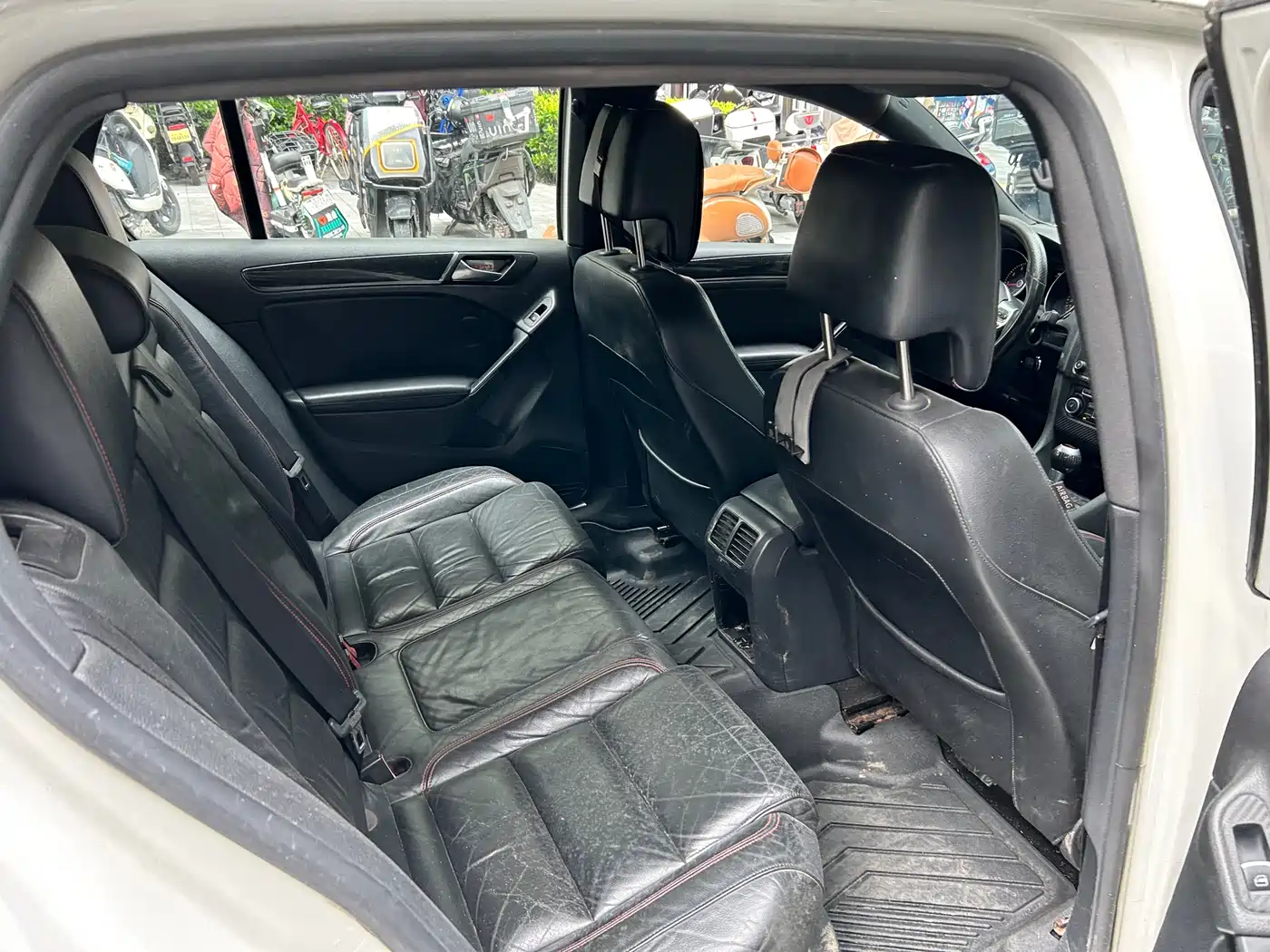 Volkswagen Golf GTI 2012 2.0TSI GTI фото 14