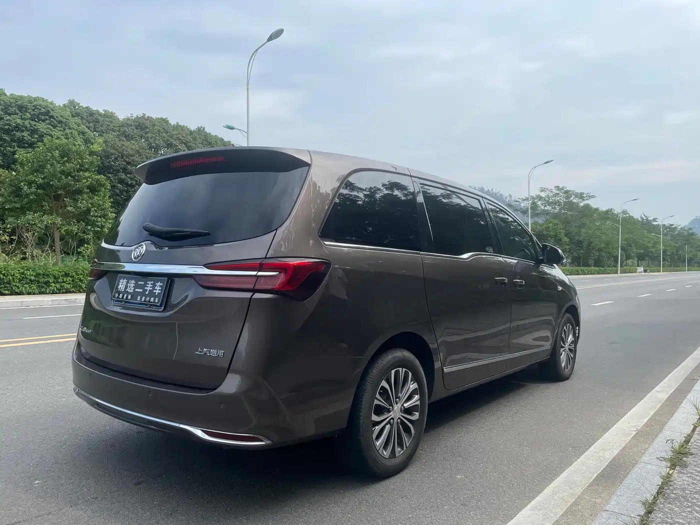 BUICK GL8