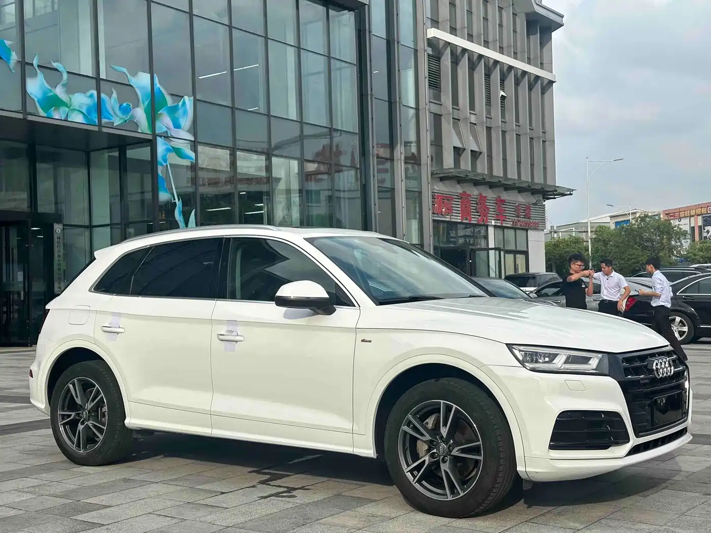 Audi Q5L 2018 2018 40 TFSI Prestige Fashion (China V)